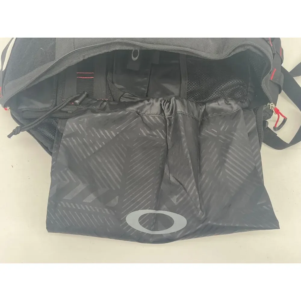 Oakley Extractor Sling Pack Backpack Black, Universal Fit, Y2K Tech Red, 90s Zip